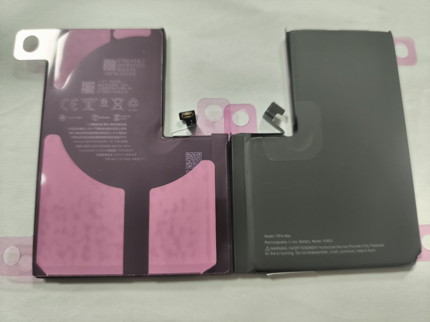 iPhone 13 Pro Max OEM Material battery wholesale product photo